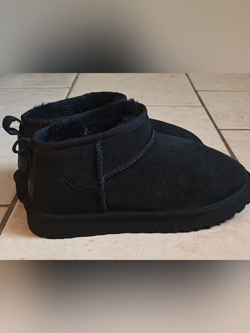 UGG Classic Ultra Mini In Black Women's Size 7 - Picture 3 of 10